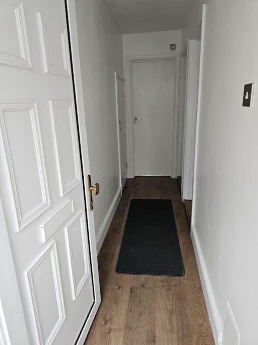 Beautiful Garden Flat Near Central 런던 외부 사진