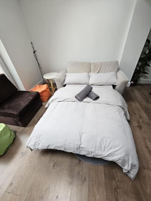Beautiful Garden Flat Near Central 런던 외부 사진