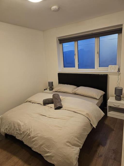 Beautiful Garden Flat Near Central 런던 외부 사진